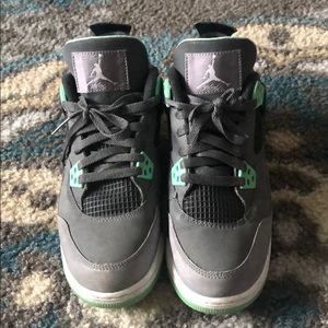 Jordan retro 4s